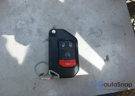 2023 Jeep Wrangler 4-Door High Tide 4X4 z USA, uszkodzony, nr VIN 1C4HJXDG5PW693865